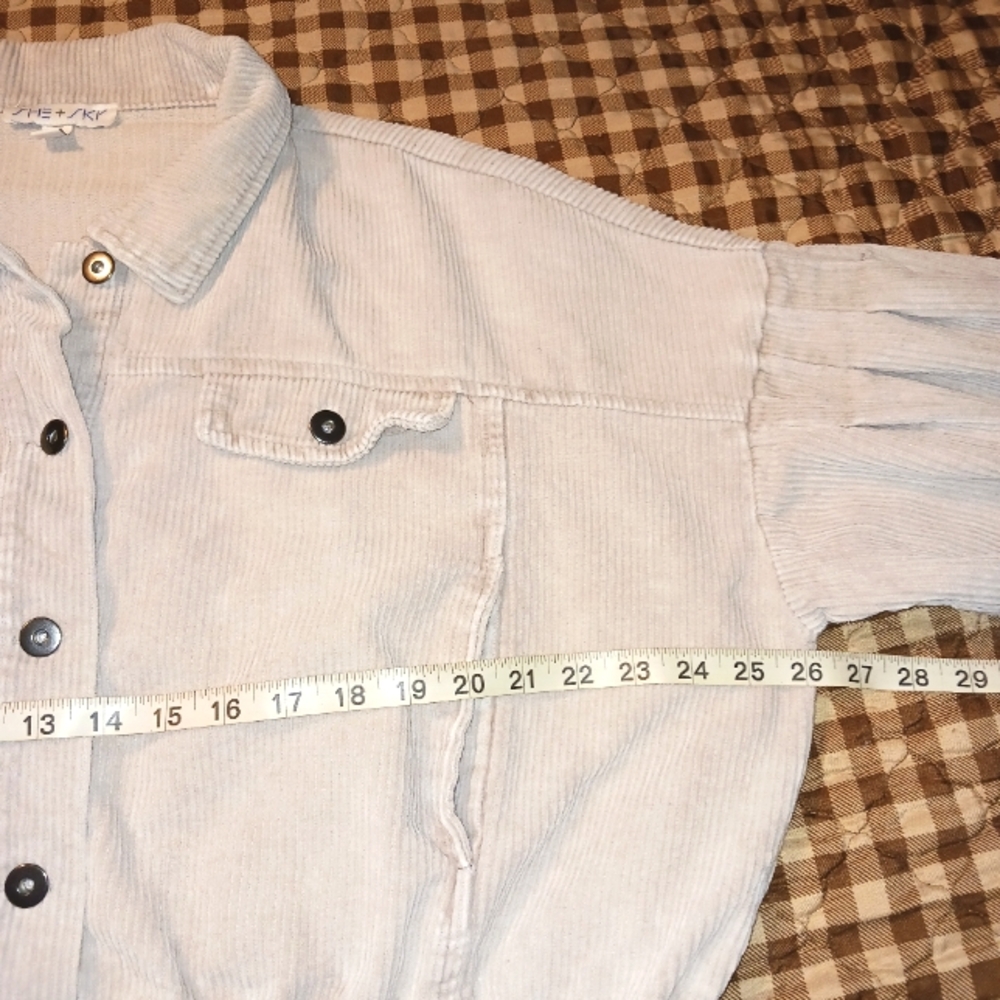 She and Sky Beige Crop Corduroy Balloon Sleeve Jacket - Picture 5 of 12